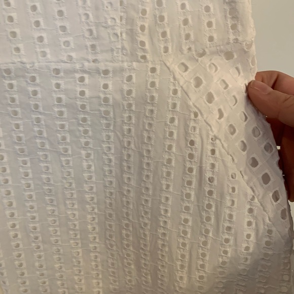 Lace Dress - Picture 3 of 7